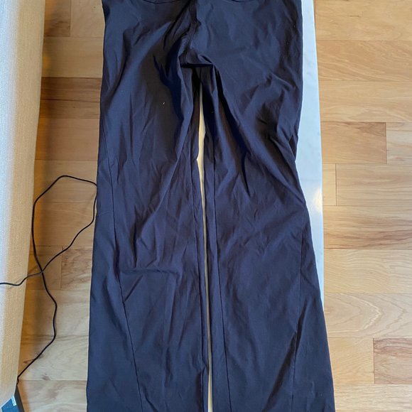 Athleta pant with side pocket - Picture 4 of 4